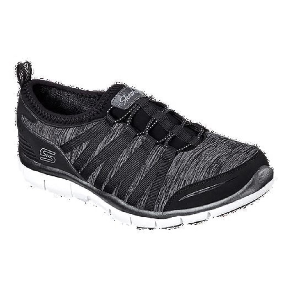 BRAND NEW women skechers shake it off shoes size US 7